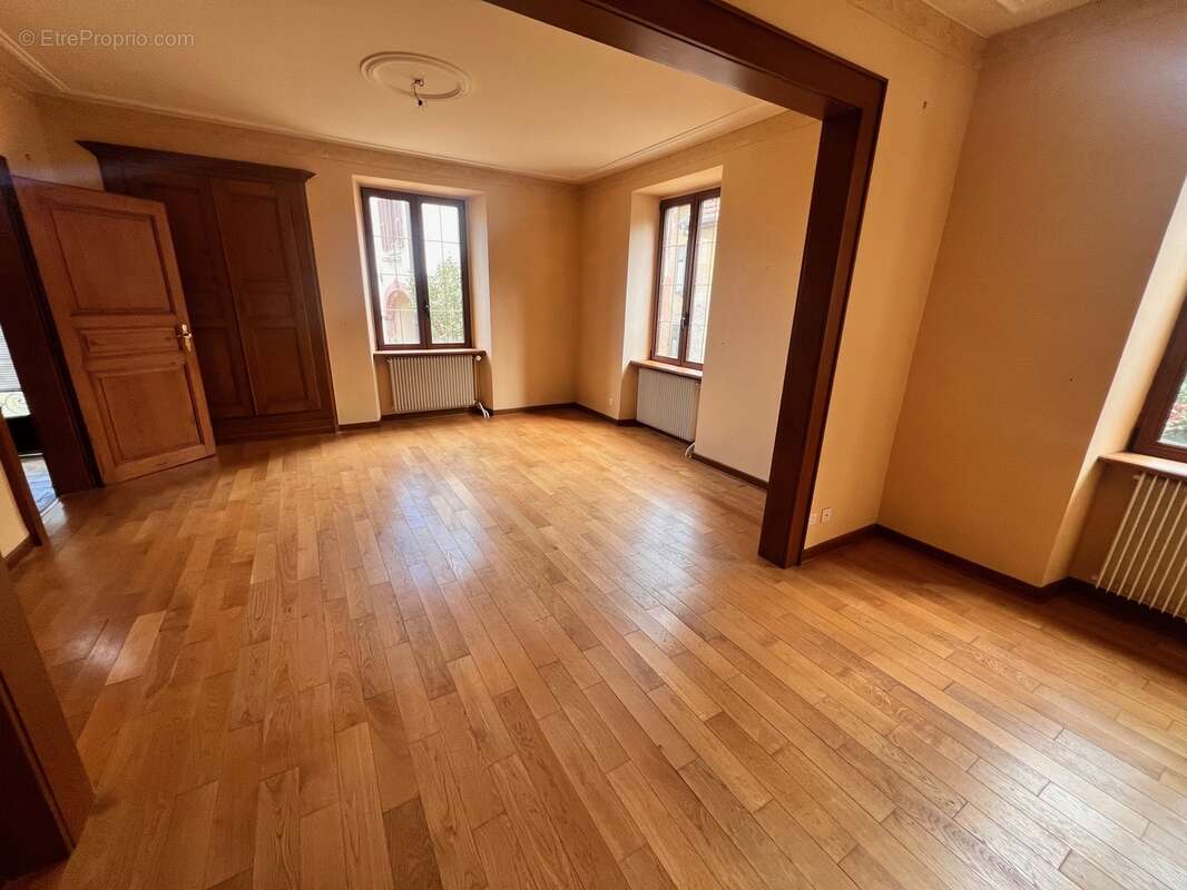 Appartement à CHATENOIS