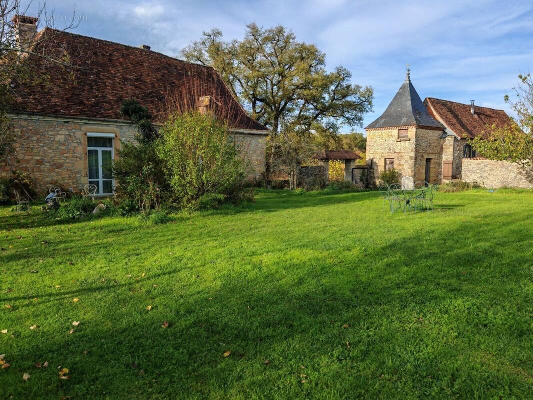 Maison est - Maison à EXCIDEUIL