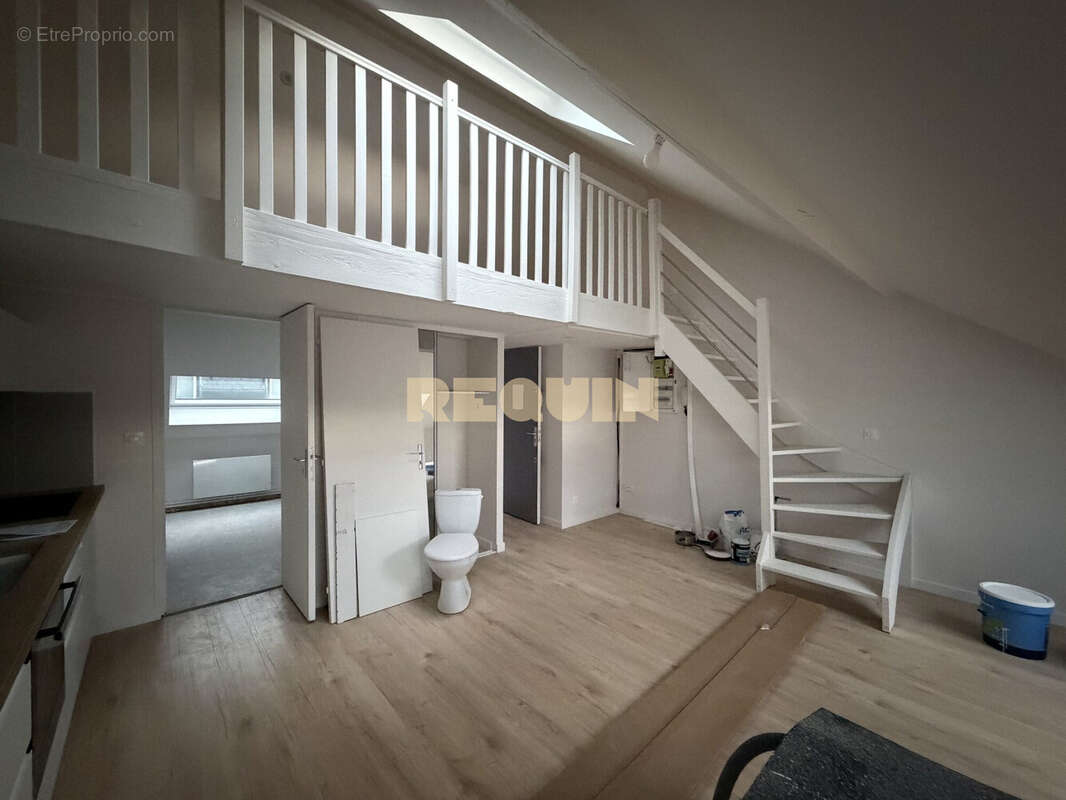 Appartement 25 m² à Lille  - photo 2