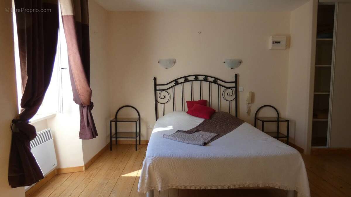 Maison à SAINT-ANDRE-DE-VALBORGNE