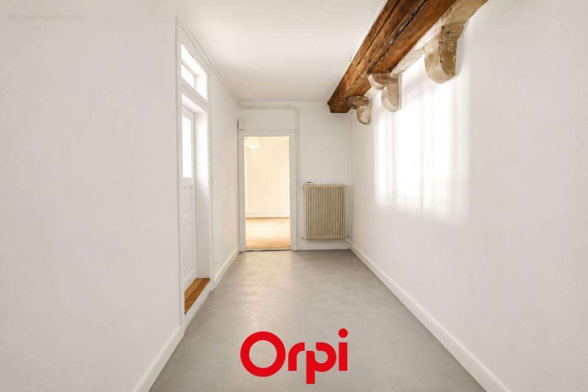 Strasbourg Centre - Rue Salzmann : Appartement d'exception de 115,70 m² au cachet historique ! - photo 7