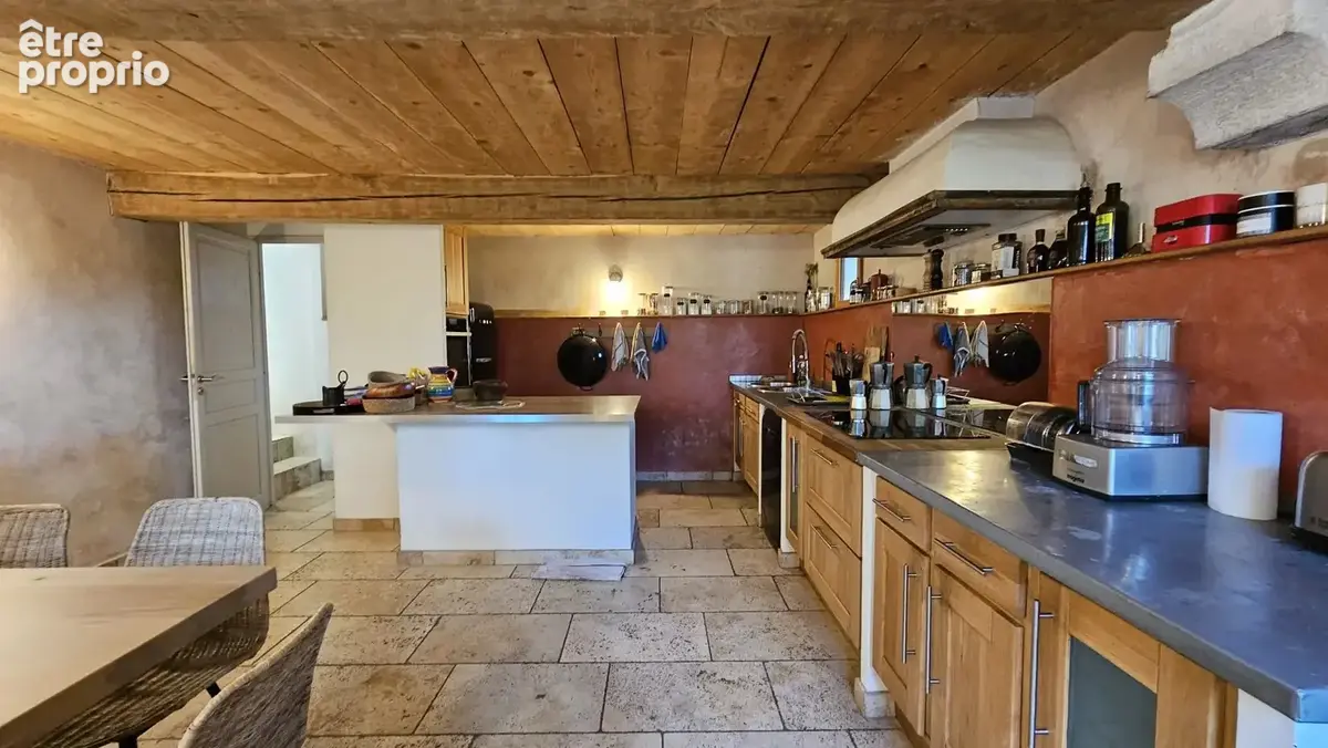 Bastide en pierre de caractère – caussols - photo 6