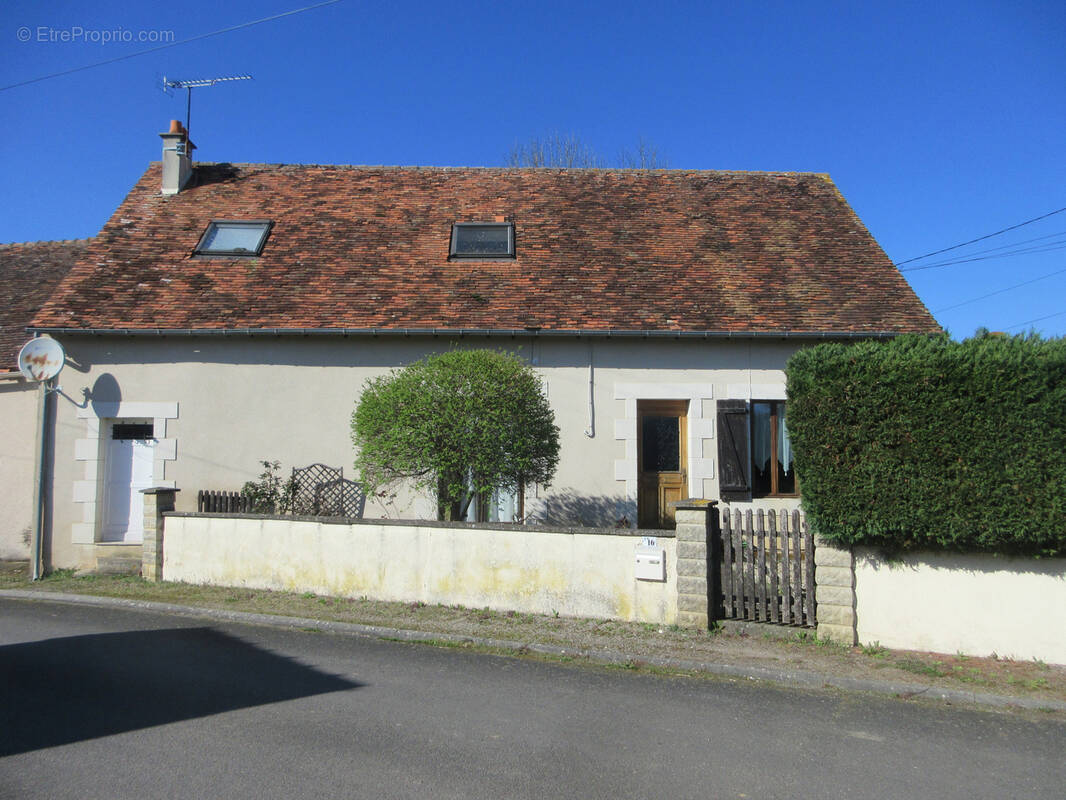 Maison à SACIERGES-SAINT-MARTIN