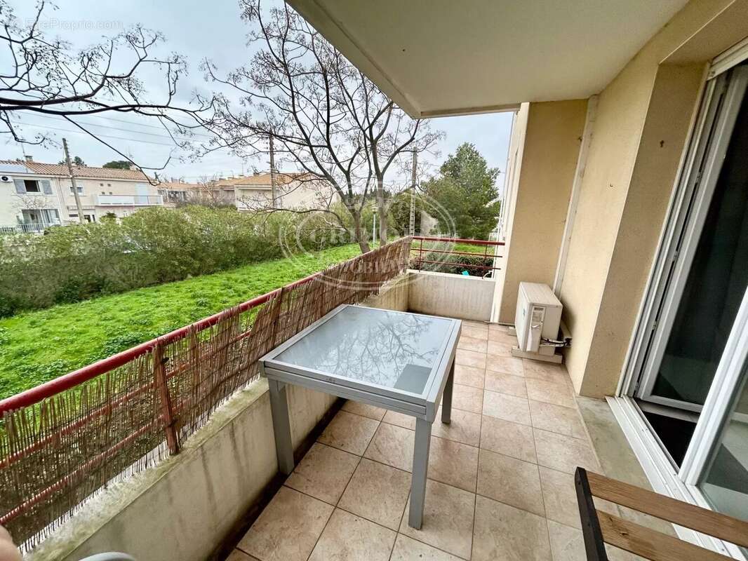 Appartement à LEZIGNAN-CORBIERES