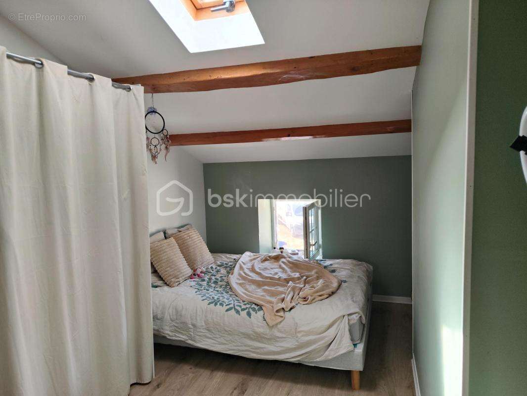 Maison charentaise avec gite et dépendances - photo 12