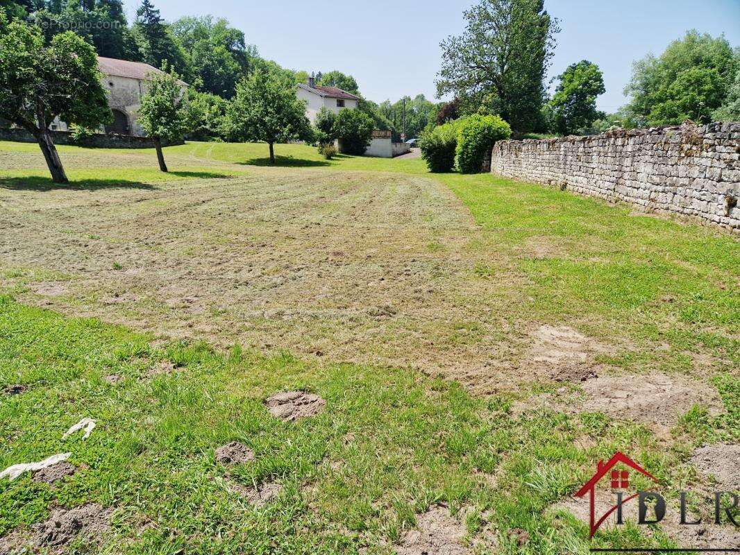 Maison à LANEUVELLE
