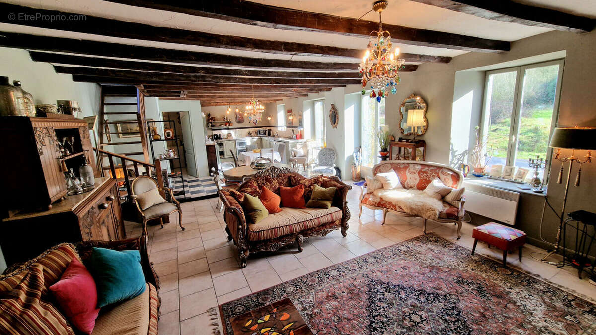 Maison à MERDRIGNAC