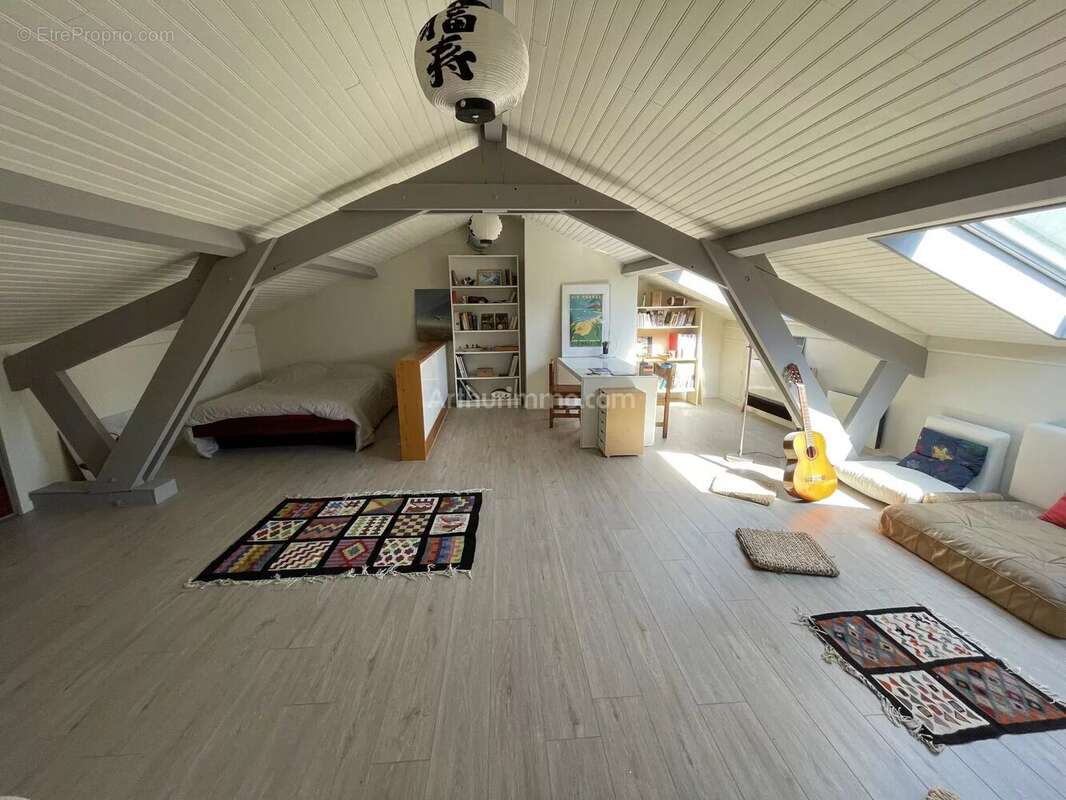 Maison à ETIOLLES