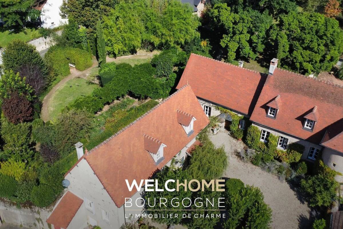 Maison à ISSY-L&#039;EVEQUE