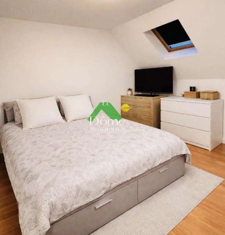 Maison à SAINTE-GENEVIEVE