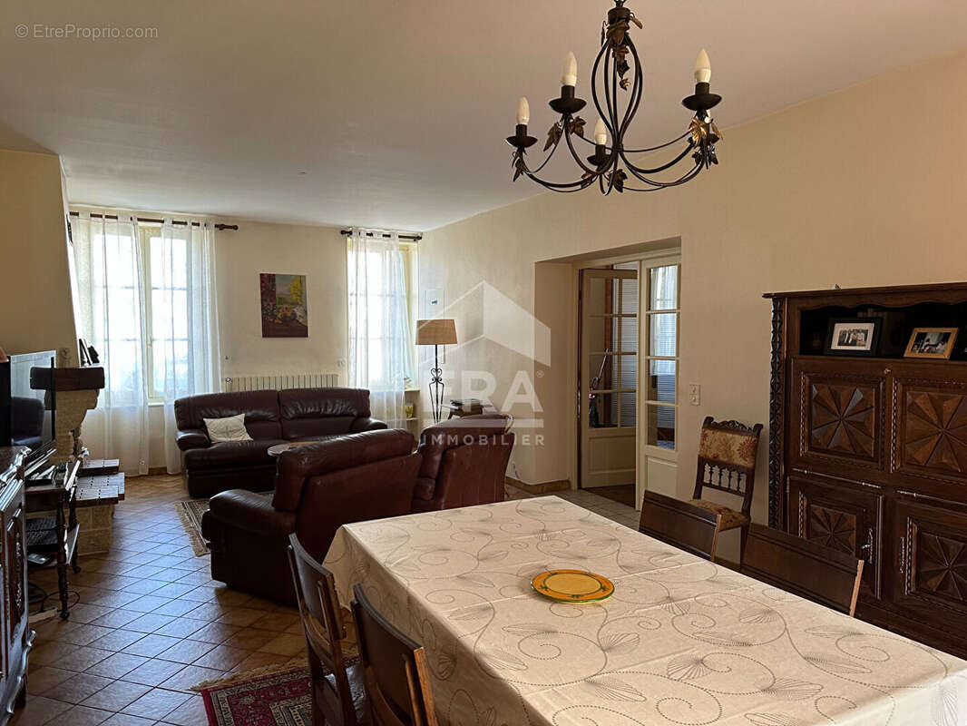 Maison à CHATEAUROUX