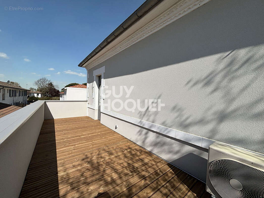 Appartement à LIT-ET-MIXE