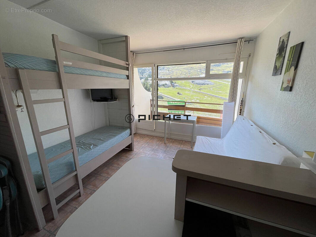 Appartement à ARETTE