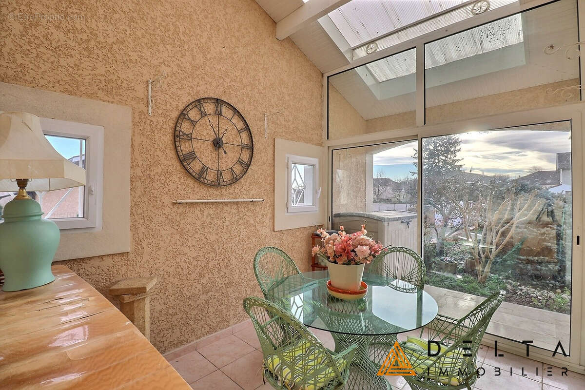 Maison à SATOLAS-ET-BONCE