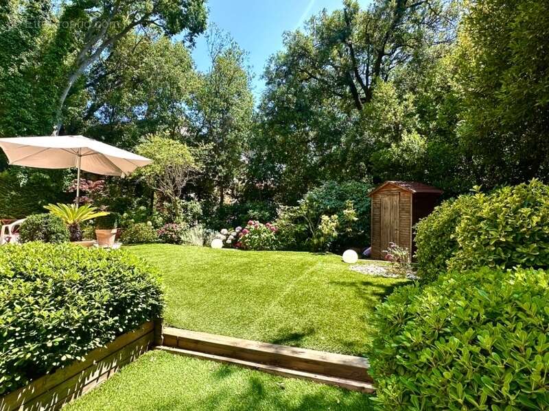 Appartement à MARSEILLE-9E