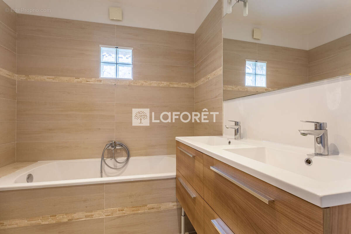 Maison à EPINAY-SUR-ORGE