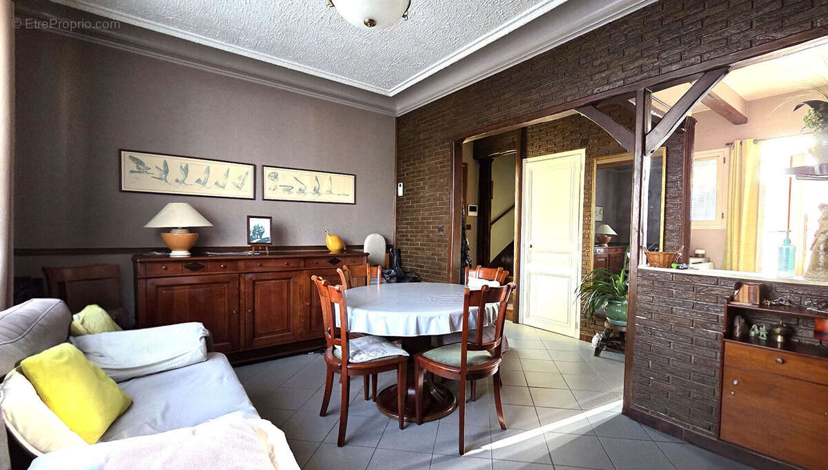 Maison à HOUILLES