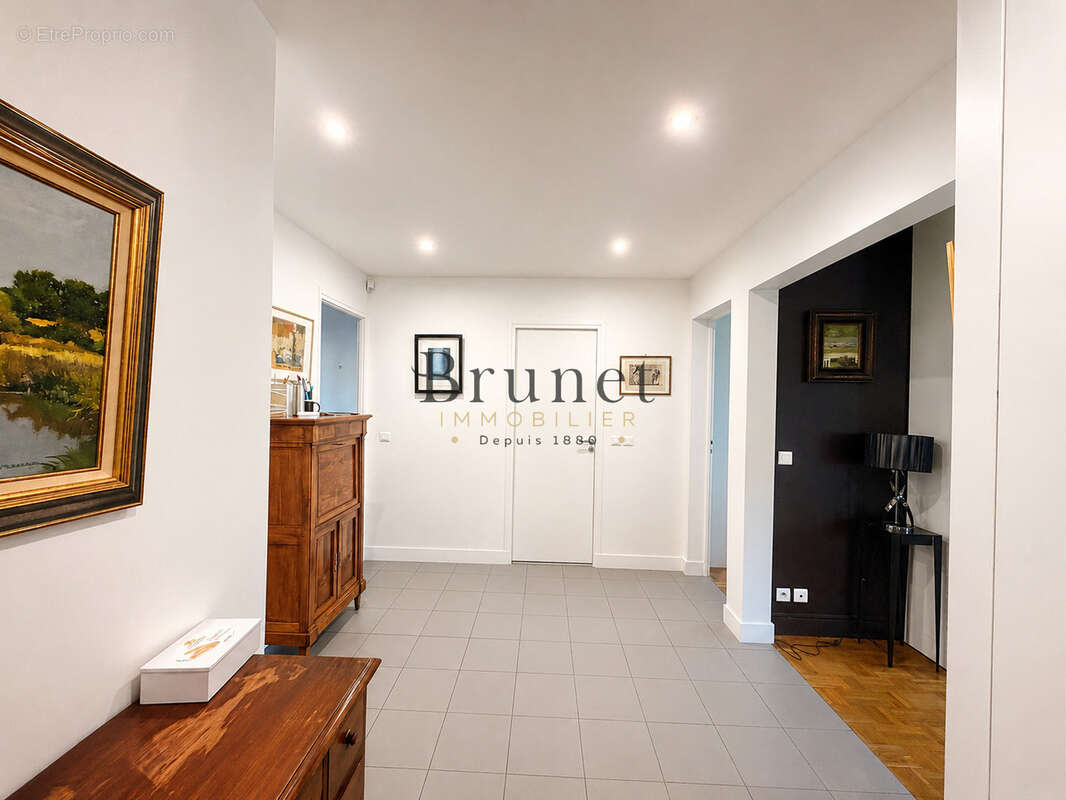 Appartement à SAINT-MAUR-DES-FOSSES
