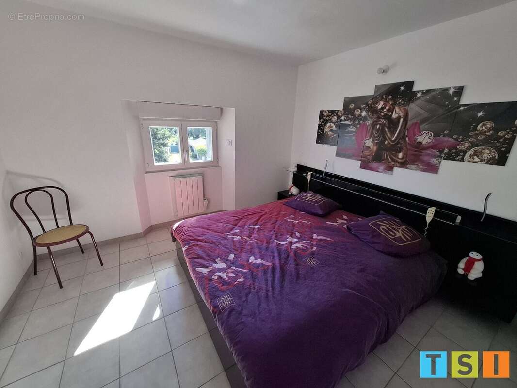 Appartement à VALENTINE