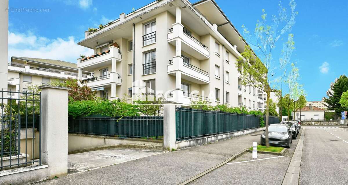 Appartement à MANTES-LA-JOLIE