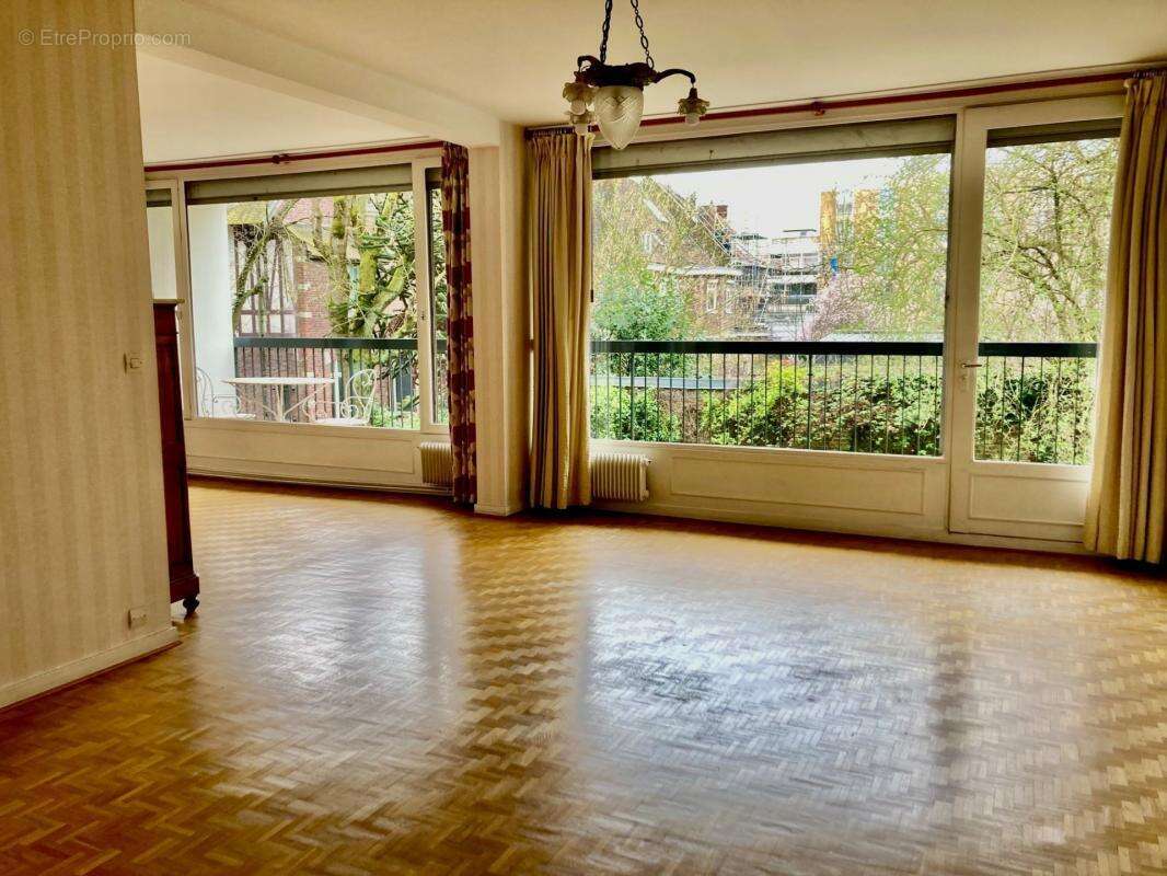 Appartement à CROIX