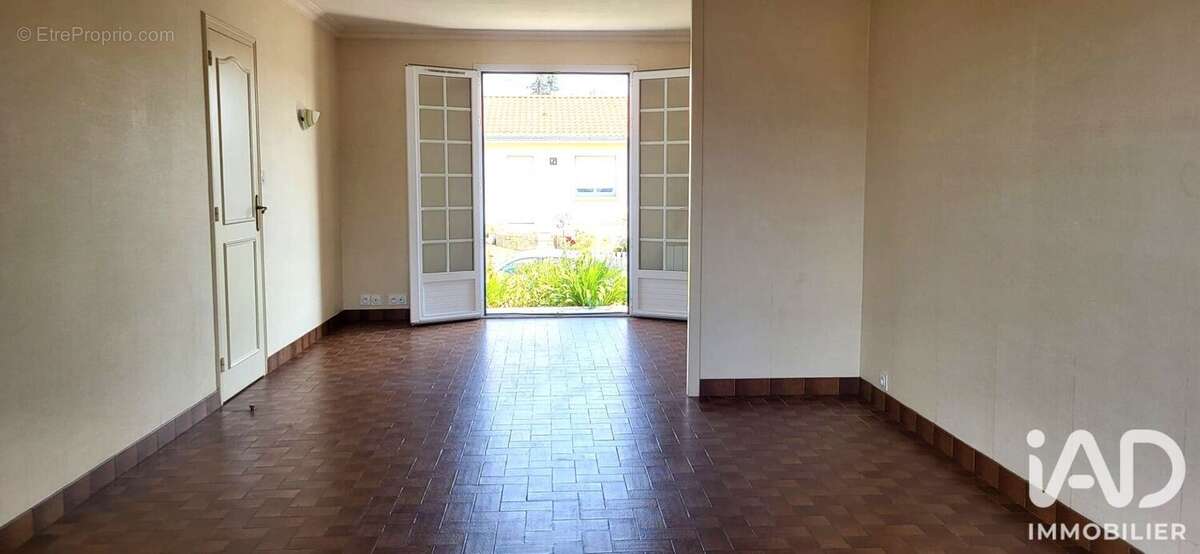 Maison 90 m² à La Tessoualle  - photo 4