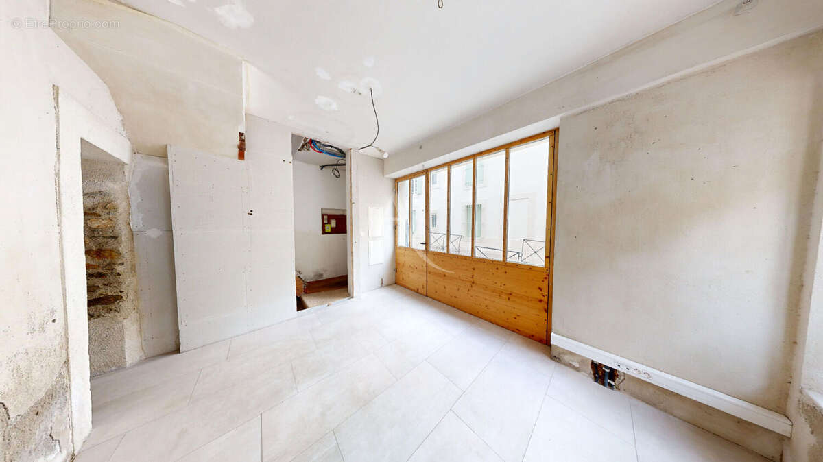 Maison de Caractère rénovée à CARCASSONNE - photo 2