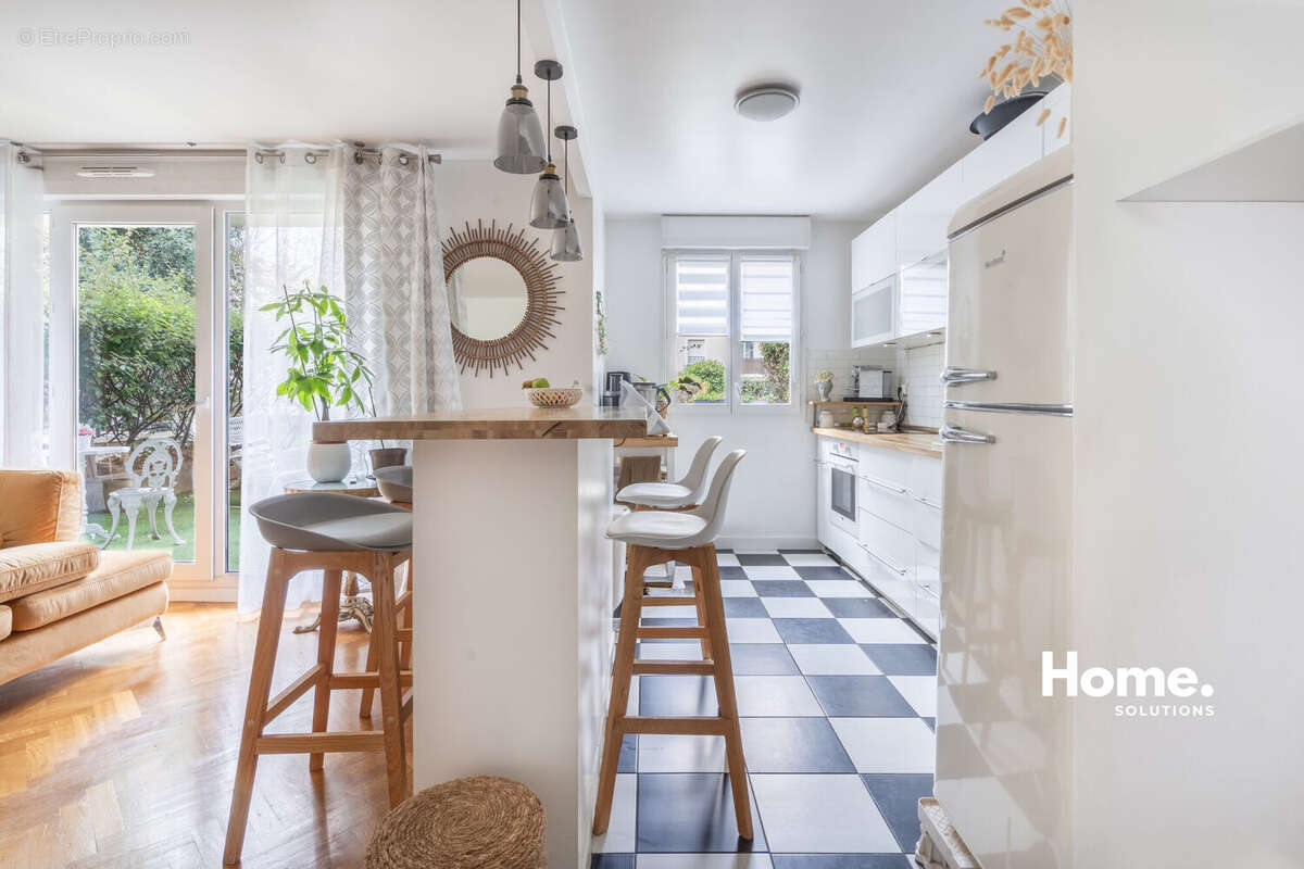 Appartement à LE PERREUX-SUR-MARNE