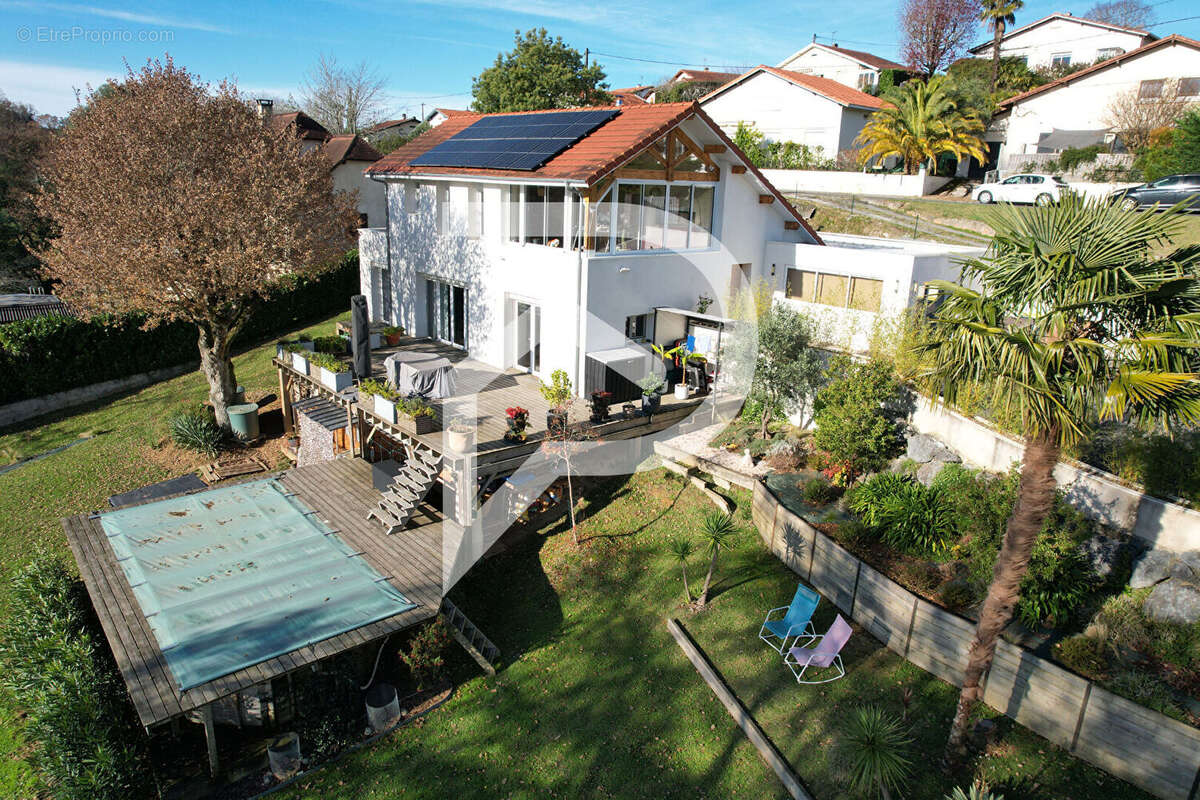 Maison à ARTHEZ-DE-BEARN