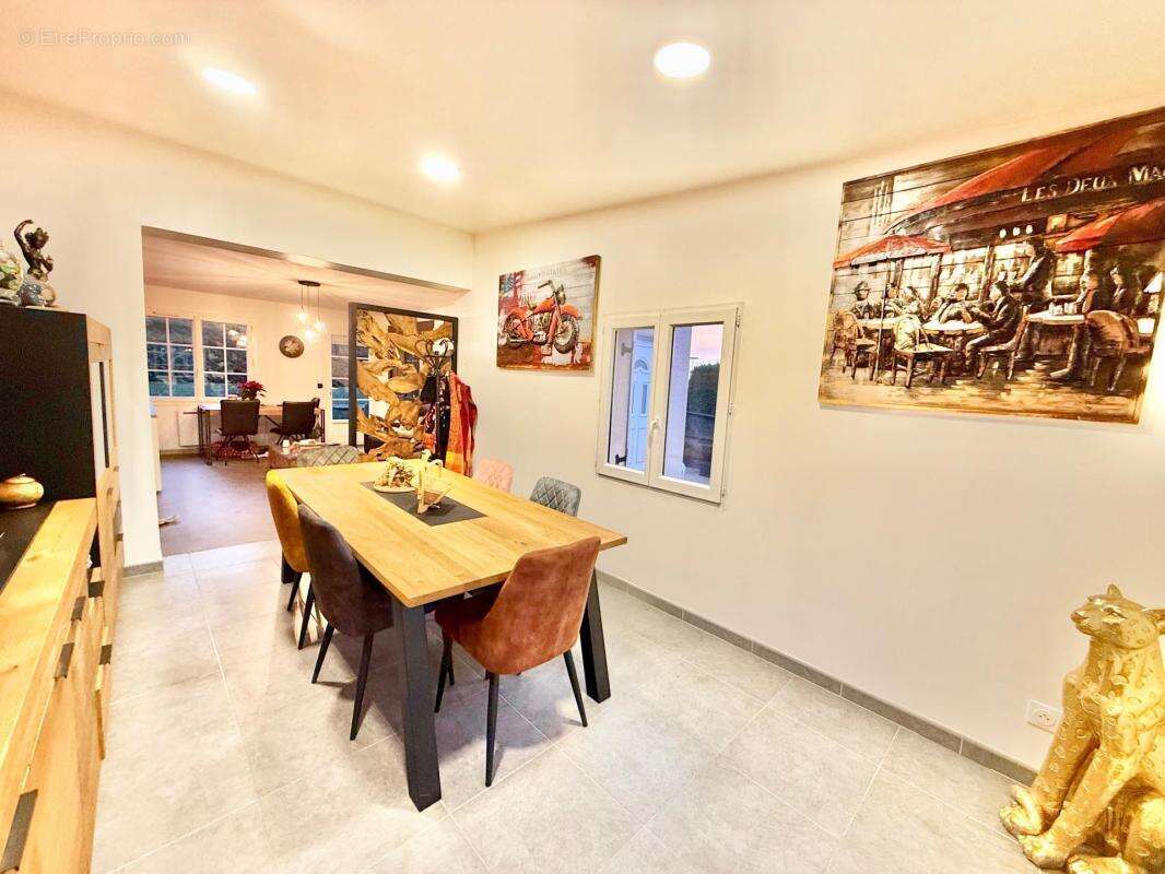 Maison à BOISSISE-LE-ROI