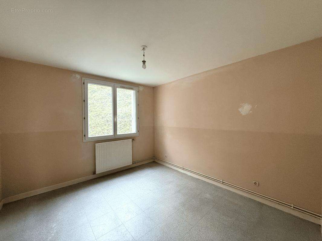 Appartement T4 86,50 m² avec balcon  Villeboeuf-le-haut - photo 4
