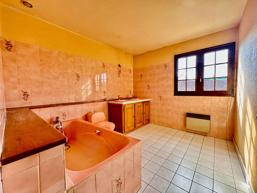 Maison à LADOIX-SERRIGNY