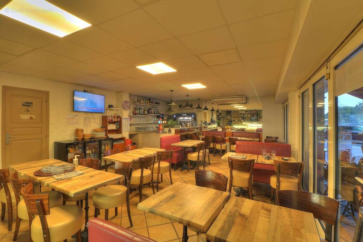 Commerce à CAGNES-SUR-MER