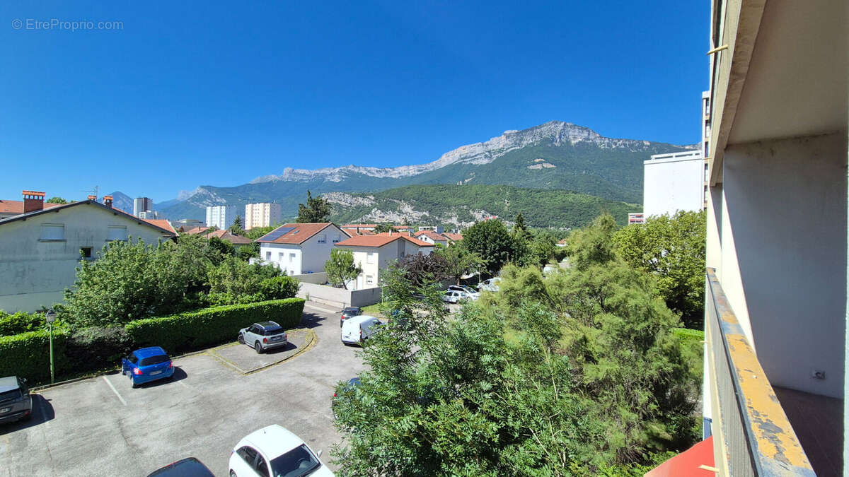 Appartement à ECHIROLLES