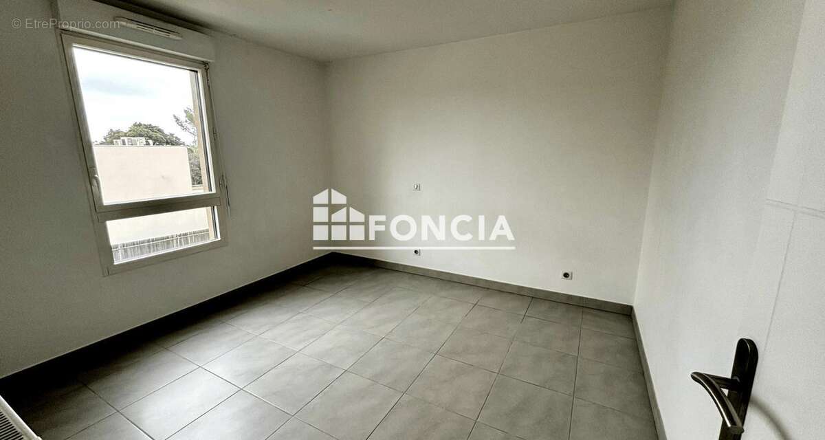 Appartement à JUVIGNAC