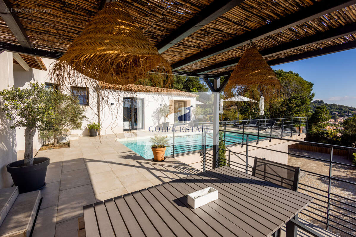 Maison à LA CROIX-VALMER