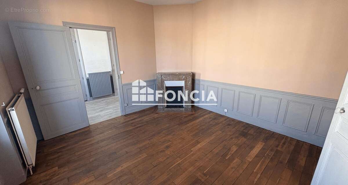 Maison à CONNERRE