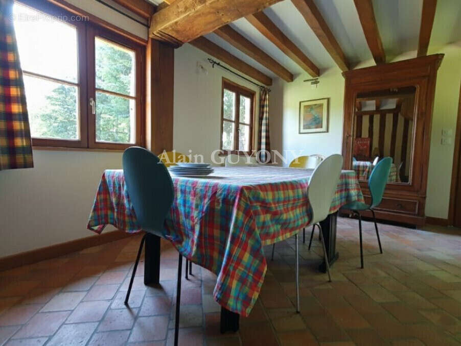 Maison à PONT-L'EVEQUE