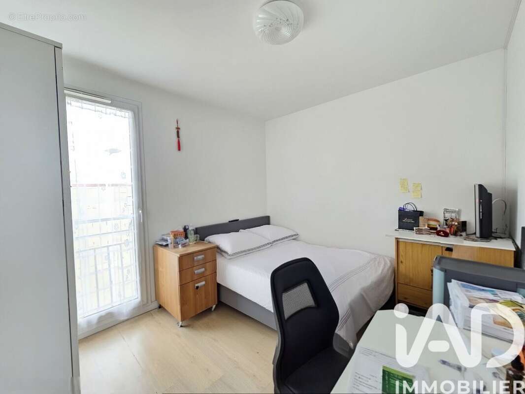Photo 4 - Appartement à LA COURNEUVE