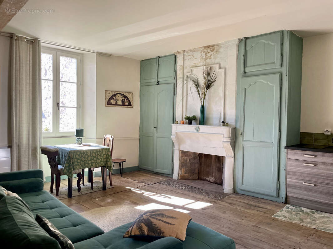Maison à LA ROCHEFOUCAULD