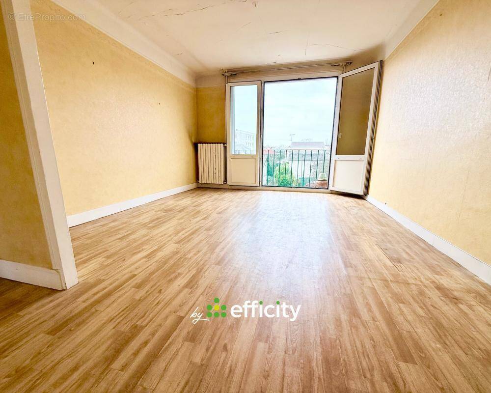 Appartement à LE CHESNAY