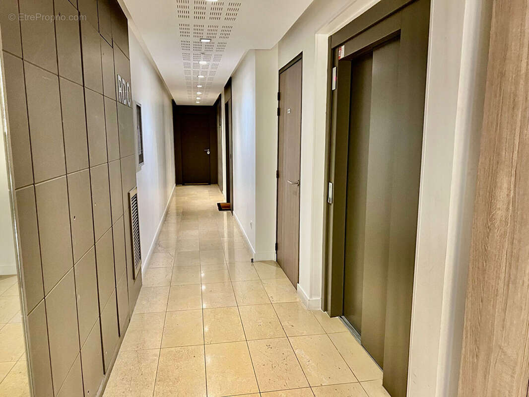 Appartement à VERSAILLES