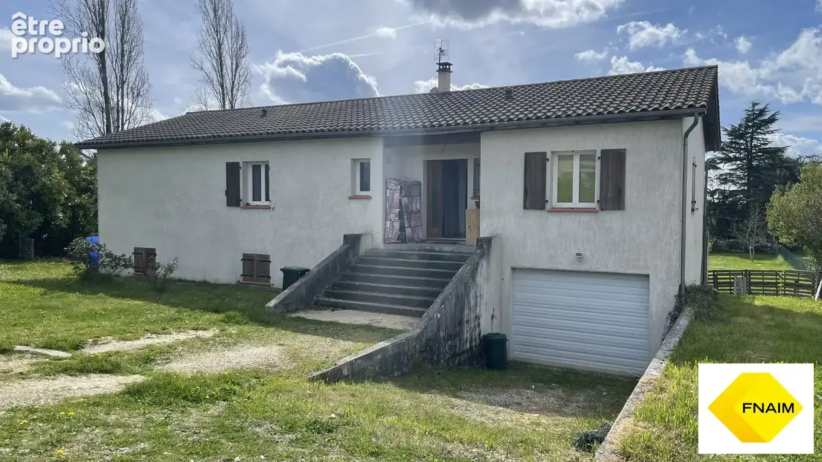 Photo Maison à Hautefage-La-Tour au prix de 154 400€