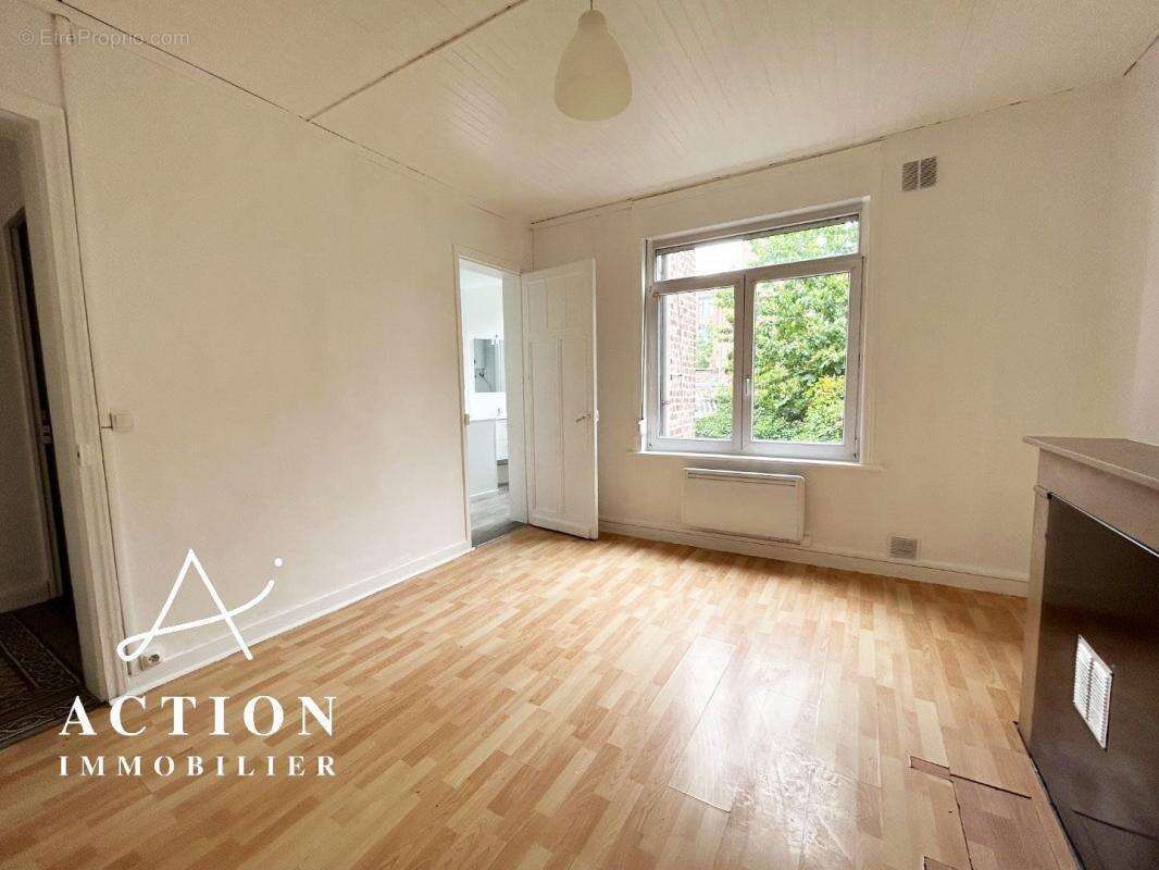 Appartement 44 m² à Lille  - photo 4