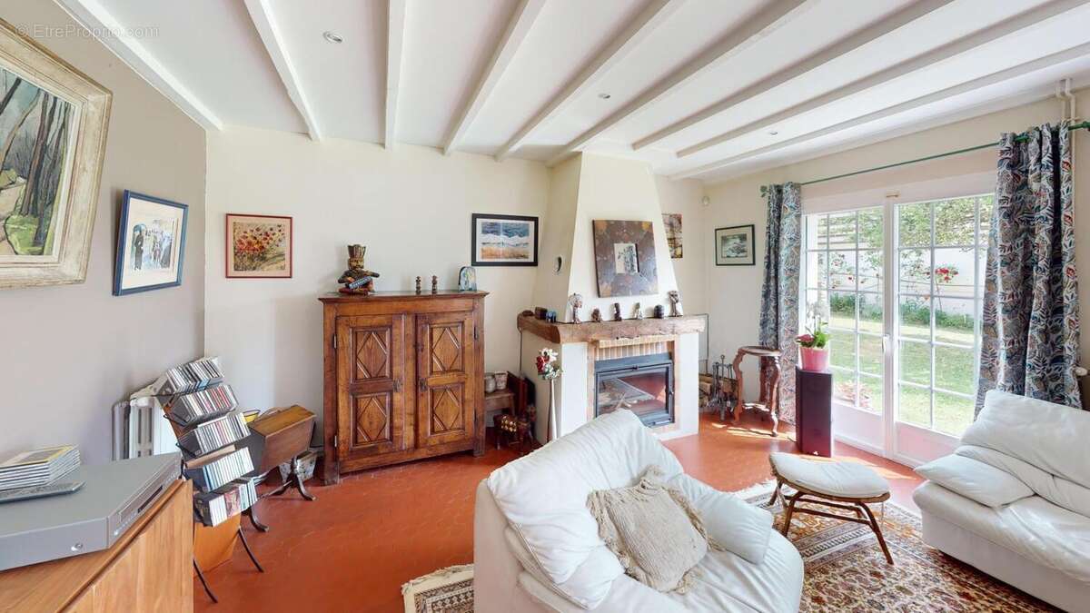 Maison à JOUY-SOUS-THELLE