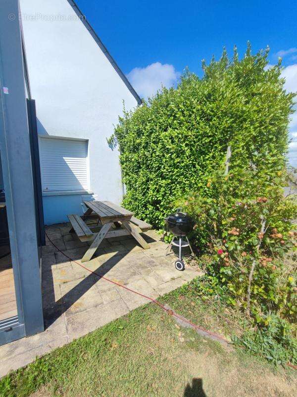 Maison à LAMPAUL-PLOUARZEL