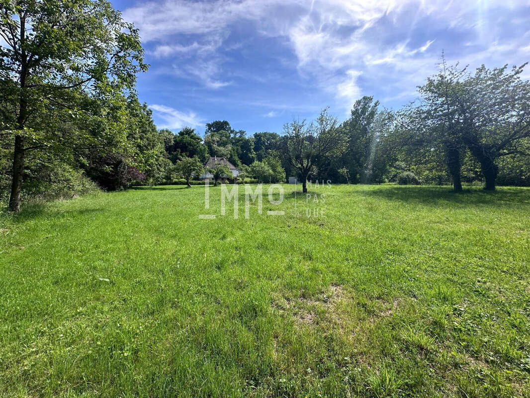 Maison à LA CHARTRE-SUR-LE-LOIR