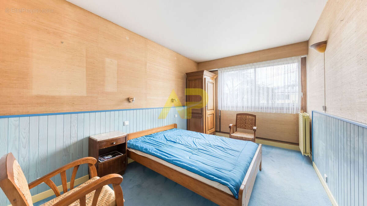 Appartement à LE PLESSIS-ROBINSON