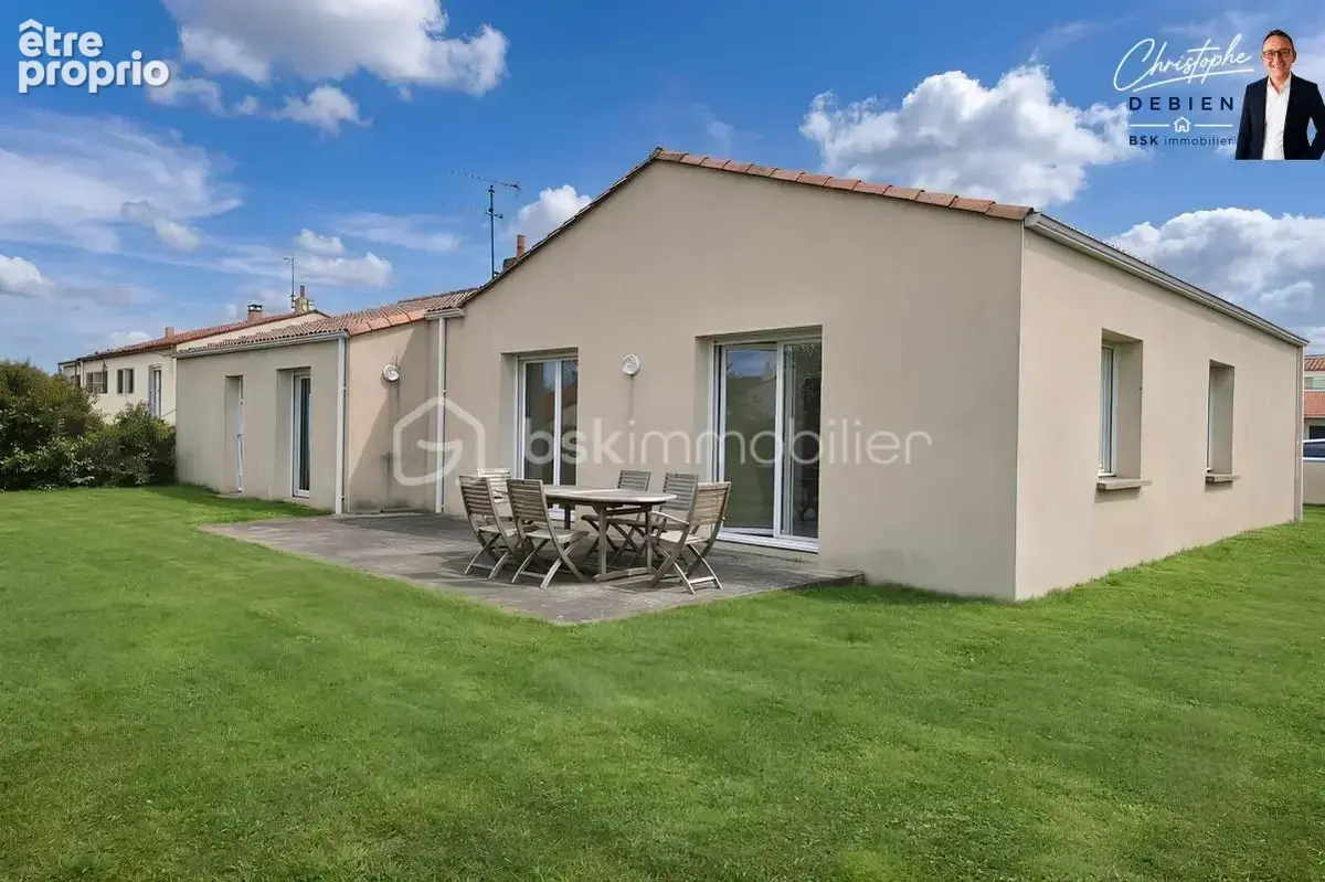 Pavillon plain-pied de 2002 sur 560 m² de terrain – 3 chambres – jardin et terrasse - photo 9