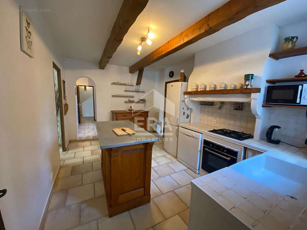 Maison 237m² à lacoste - photo 9